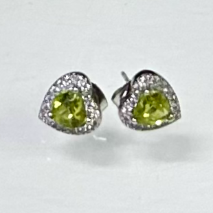 Natural Peridot heart Stud Earrings